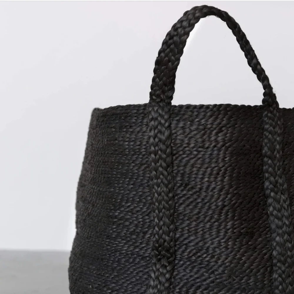 ASHER + RYE Handwoven Jute Tote - Charcoal Medium
